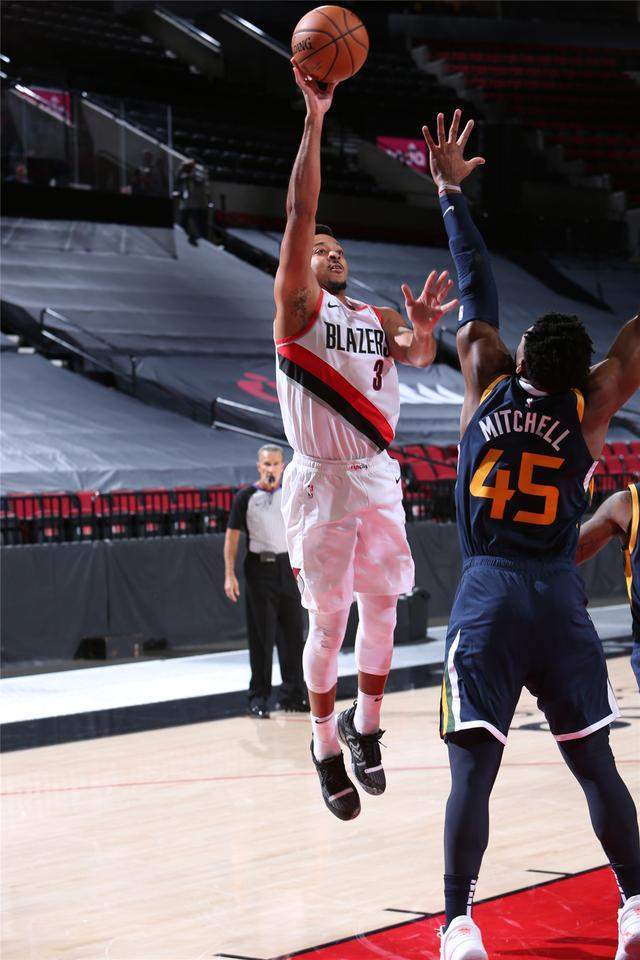 亚博网站 -包含转折点！波特兰开拓者强势反弹；全明星赛加时末段攻防权衡；引发热议；纪律约束更严格的词条