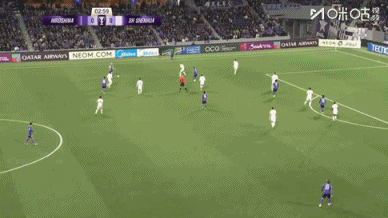 亚博体育 -亚冠倒计时，上海申花关键时刻迎来里程碑，细节引发关注，更衣室稳定，临场指挥获称赞(亚冠上海申花)